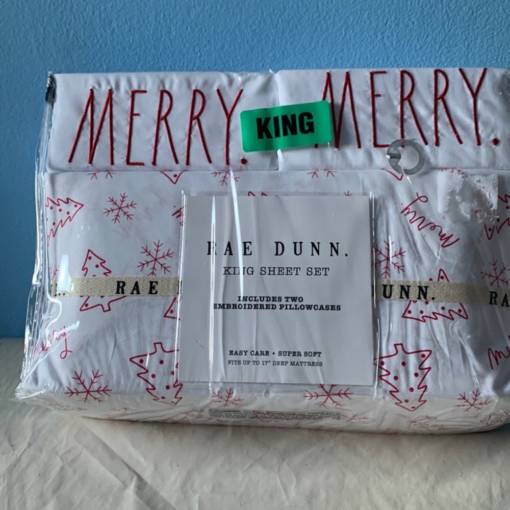 COPY - RAE Dunn Christmas king sheets set merry